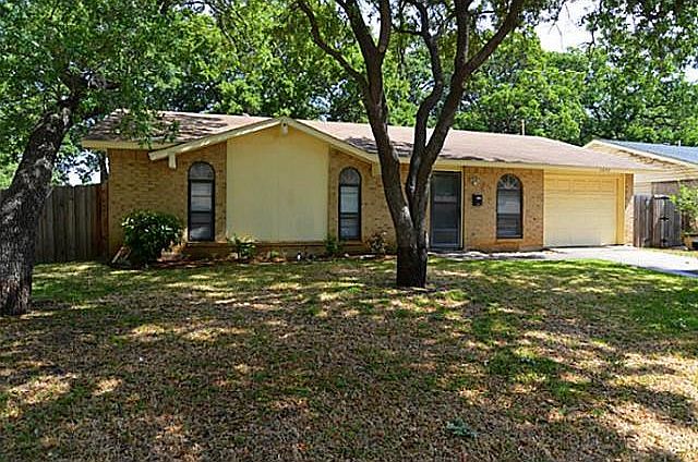 1st image of 1073 Winterwood Dr