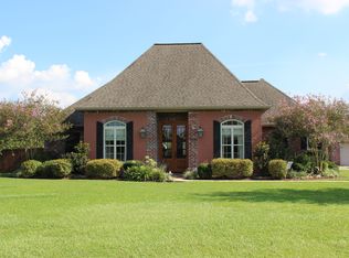 1727 Deerfield Dr, Lake Charles, LA 70611