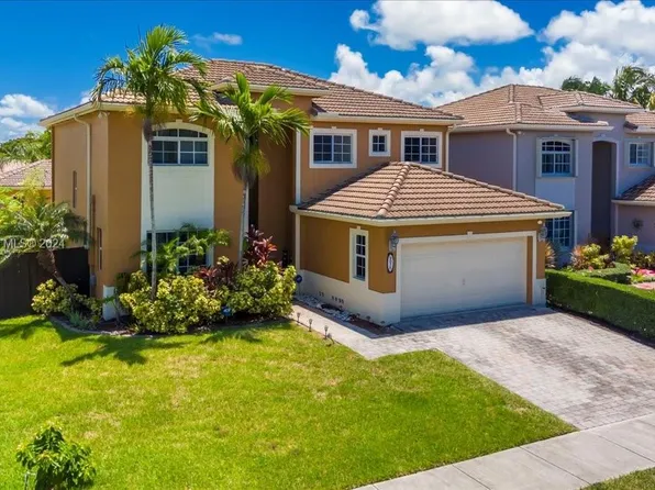 9076 SW 210th Ter, Cutler Bay, FL 33189