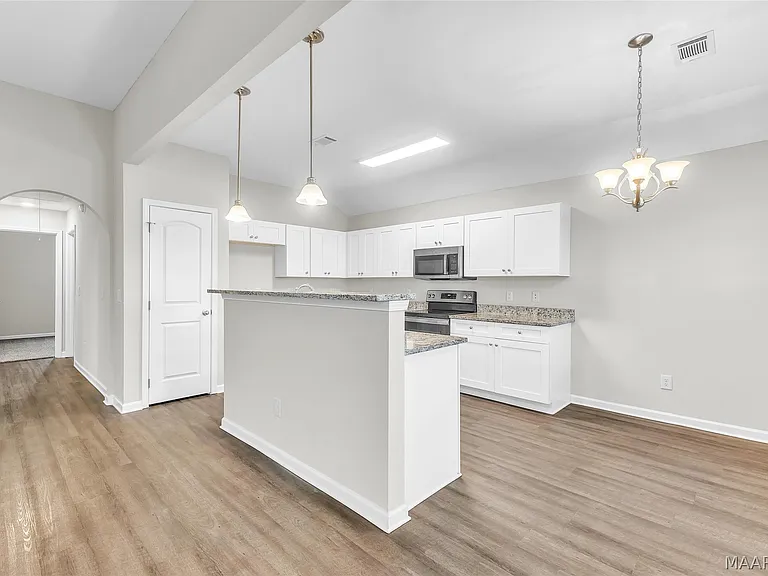 1823 Landing Pl — Photo 8