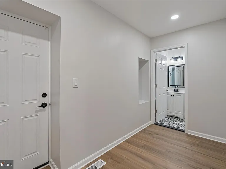 4359 Fleming St — Photo 19