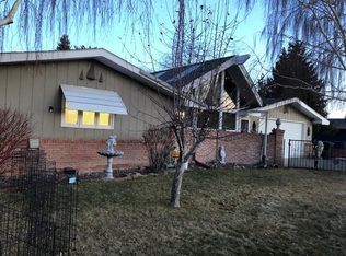 585 N Division St, Powell, WY 82435