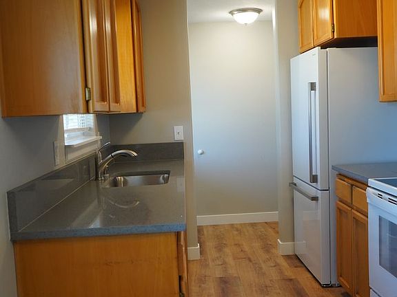 5th image of 12101 NE 77th St