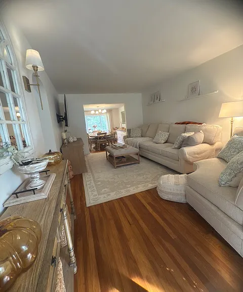 75 Delmar Ave — Photo 5