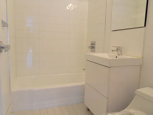 Rented by Stonehenge NYC LLC | media 20