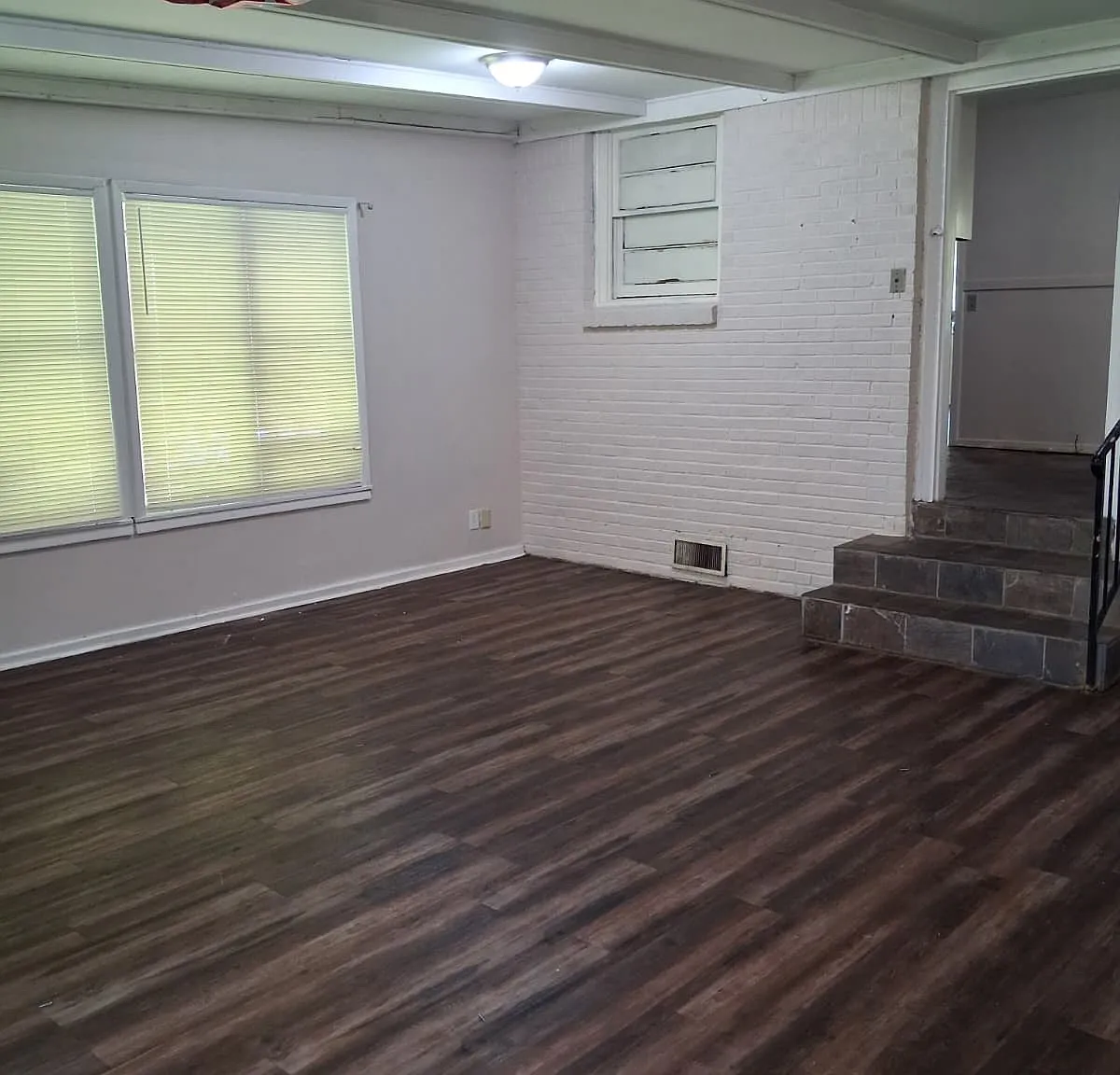 705 Watson St — Photo 2