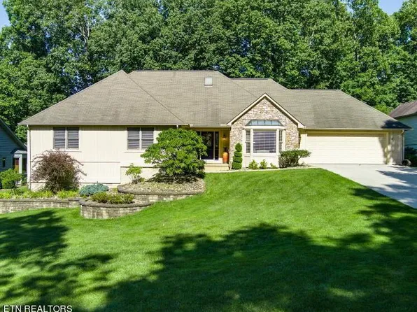 16 Heather Glen Dr, Crossville, TN 38558