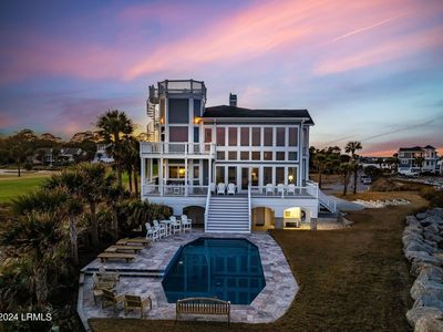 522 Porpoise Dr, Saint Helena Island, SC, 29920