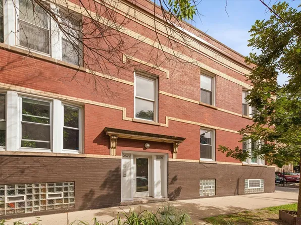 2570 W Lyndale St #2, Chicago, IL 60647