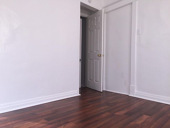 3rd image of 2751 Pestalozzi St APT 2W