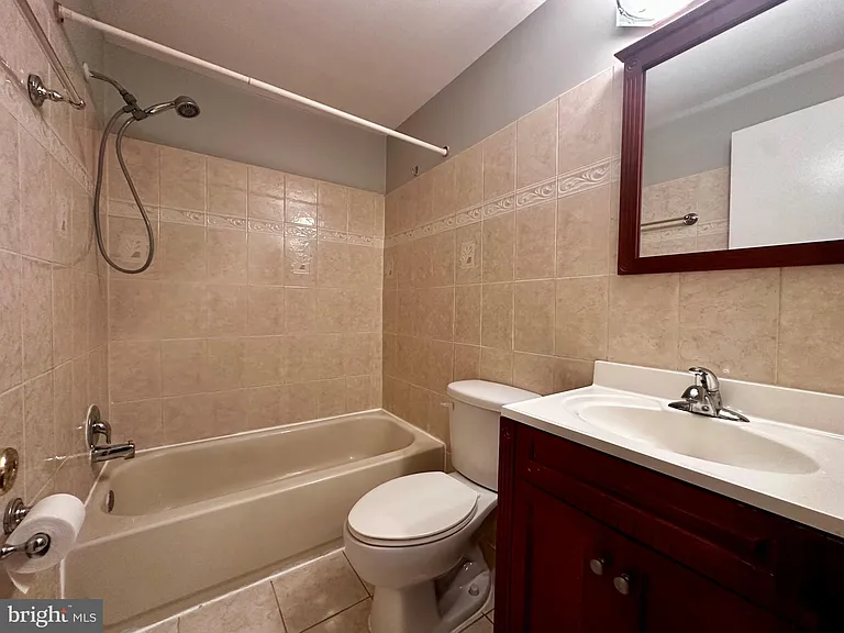 6504 Brookleigh Way — Photo 15