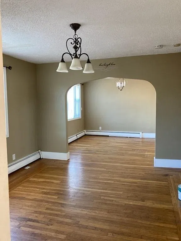 2 bed, 1000 sqft, $1,400 — Photo 3