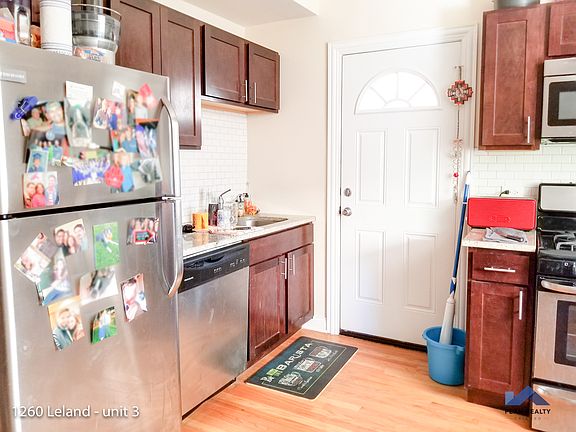 4th image of 4701 N Malden St #1017169
