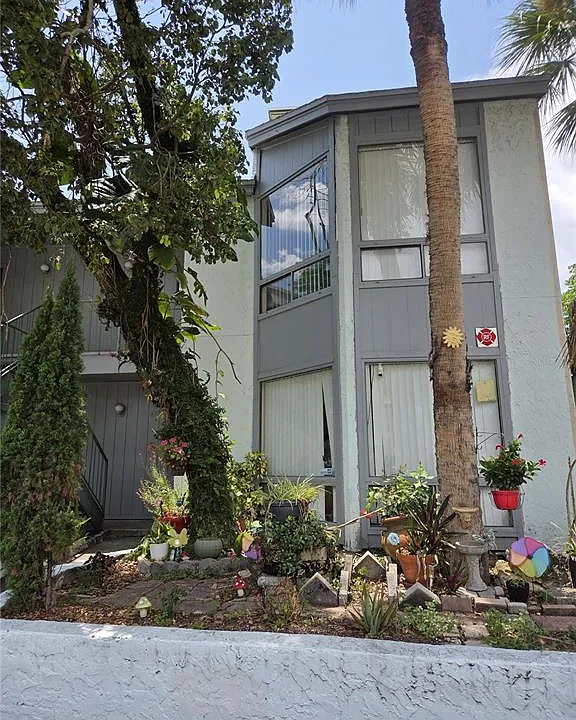 4326 Aqua Vista Dr #10-E