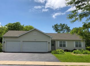 1802 Dusk Dr, Zion, IL 60099