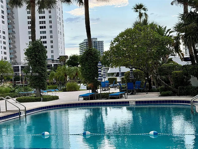 888 Intracoastal Dr #15E — Photo 28