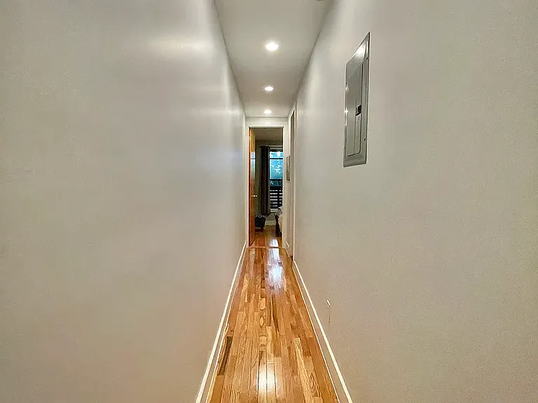 1054 Bergen St #A5 — Photo 21