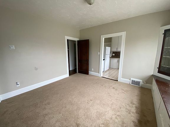 5th image of 1128-1130 E 168th St #839386CB2