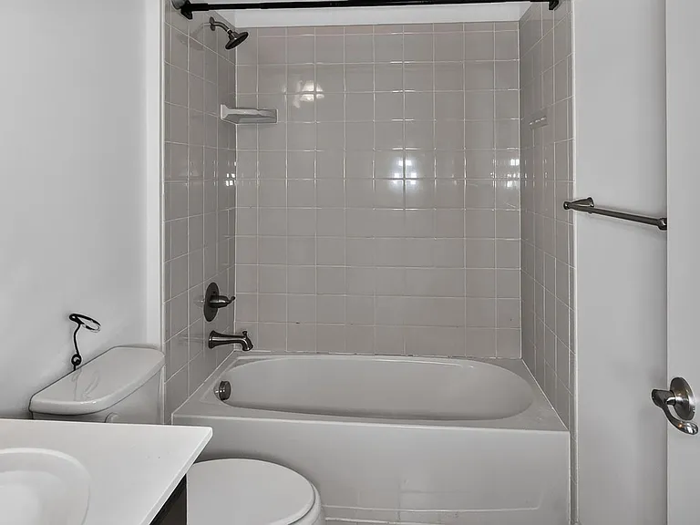 5363 S Center Dr — Photo 24