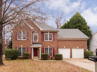 10413 Henbane Ct, Charlotte, NC 28213