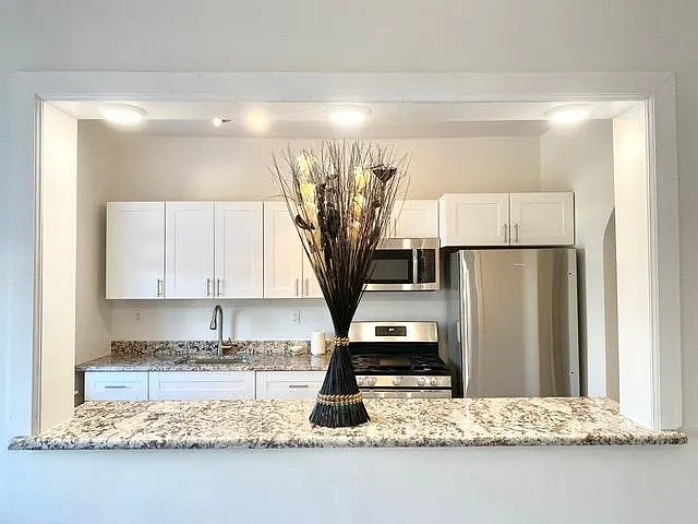 6045 Kennedy Blvd E #E5 — Photo 3