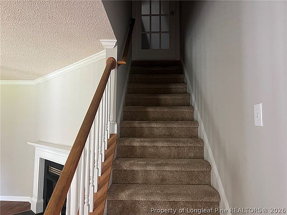 4th image of 150 Peggy Ct
