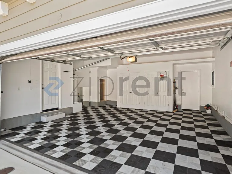 741 Tennyson Dr — Photo 25