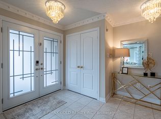 1 Sprucelands Ave, Brampton, ON L6R1M5