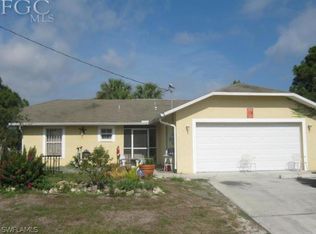 908 Naples Ave, Lehigh Acres, FL 33936