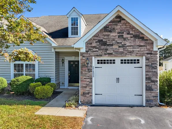 37452 Oliver Dr, Selbyville, DE 19975