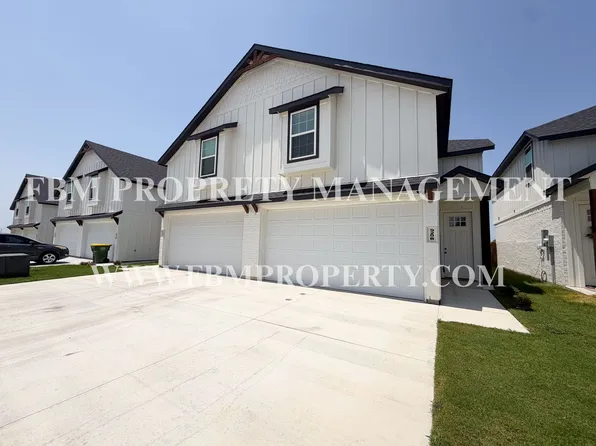 920 Cooksey Ct #B, Grandview, TX 76050