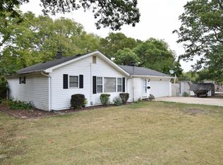 3404 N Taylor Ave, Decatur, IL 62526