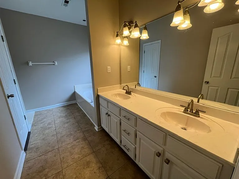 440 Blue Lake Dr — Photo 20