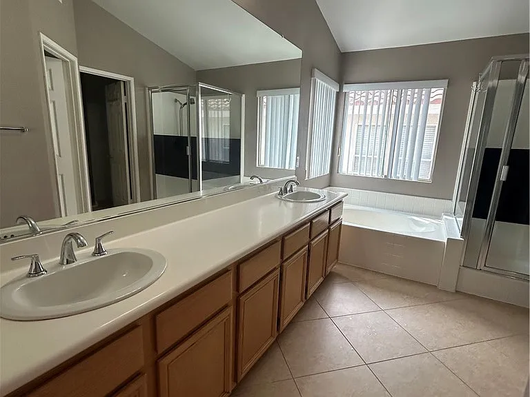 16374 Whitefield Ct — Photo 13