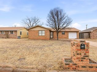 1009 Stewart St, Altus, OK 73521