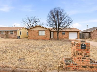 1009 Stewart St, Altus, OK, 73521