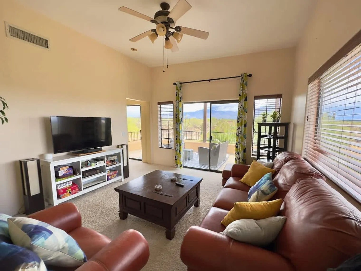 5 bed, 5.0 bath, 3121 sqft, $16,926 — Photo 3