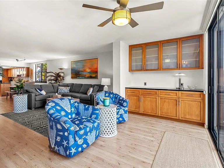 817 Bayport Way #817 — Photo 31