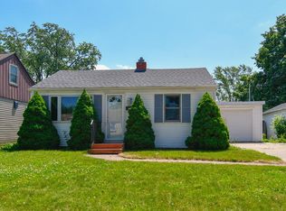 1501 10th Ave, Green Bay, WI 54304