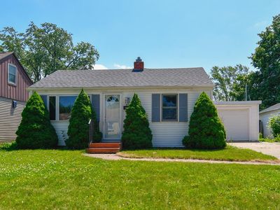 1501 10th Ave, Green Bay, WI, 54304