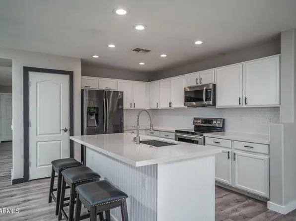 18546 W UDALL Drive, Surprise, AZ 85374