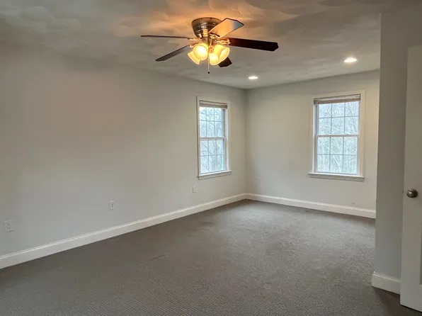 2 Edgemere Rd, Middleton, MA 01949