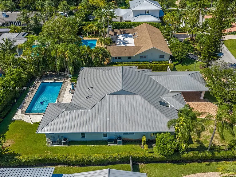 14601 Pompano Dr — Photo 42