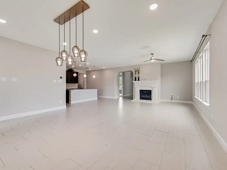 9814 Gristmill Ln — Photo 8