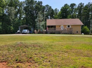 136 Bunker Ct, Macon, NC 27551