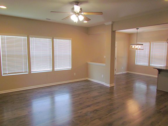 4th image of 452 Brannon Meadows Dr