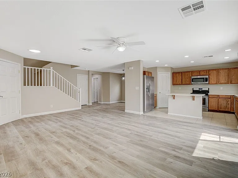 1129 Autumn Bay Ct — Photo 5