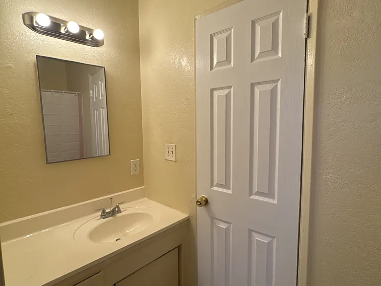 360 E Imperial Hwy #C — Photo 18