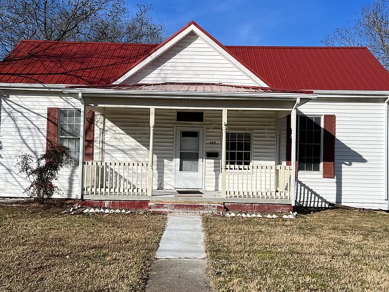 509 N Mecklenburg Ave — Photo 1