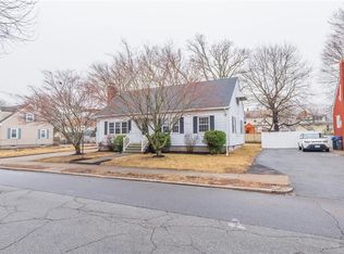 70 Enfield Ave, Providence, RI 02908